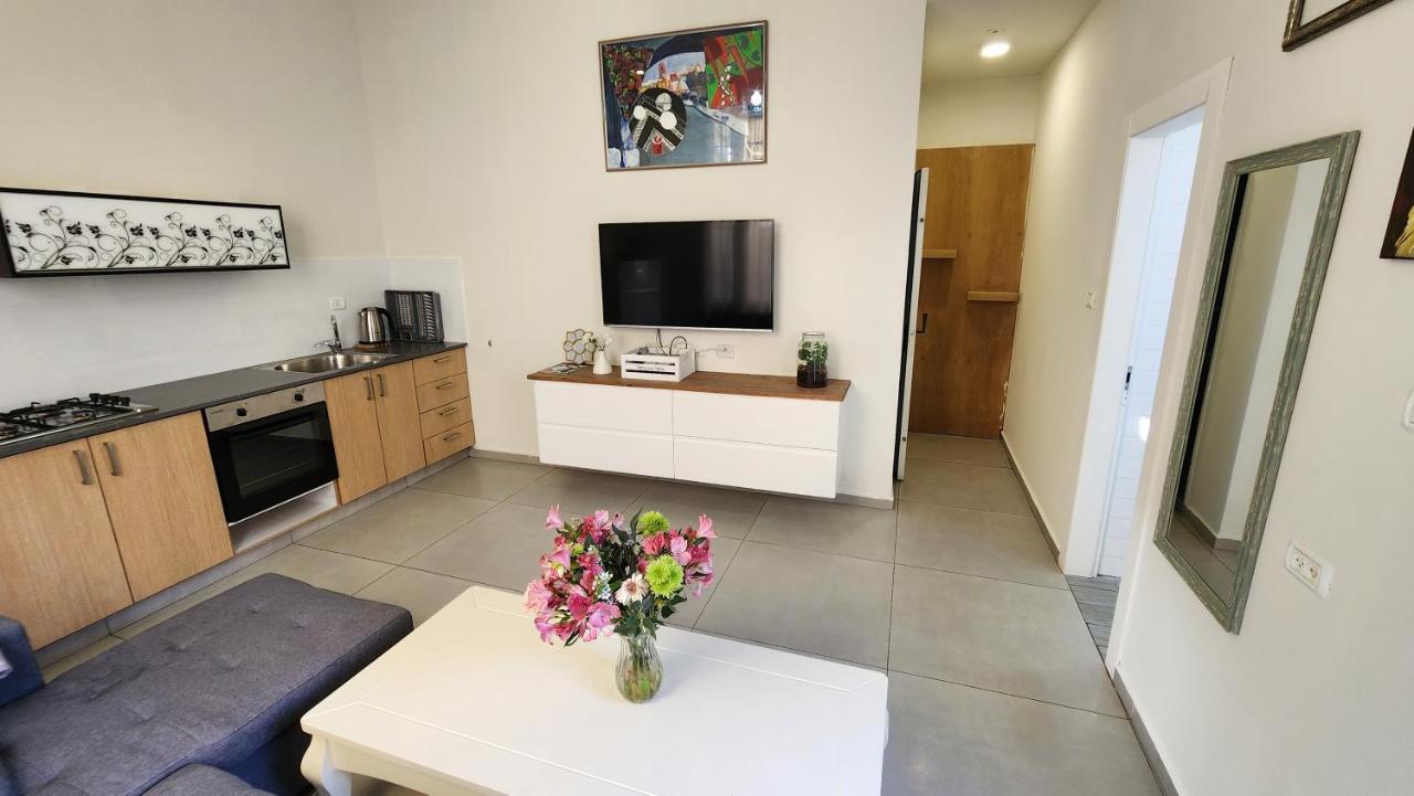 Kinamon - Stylish Studio * Eilat